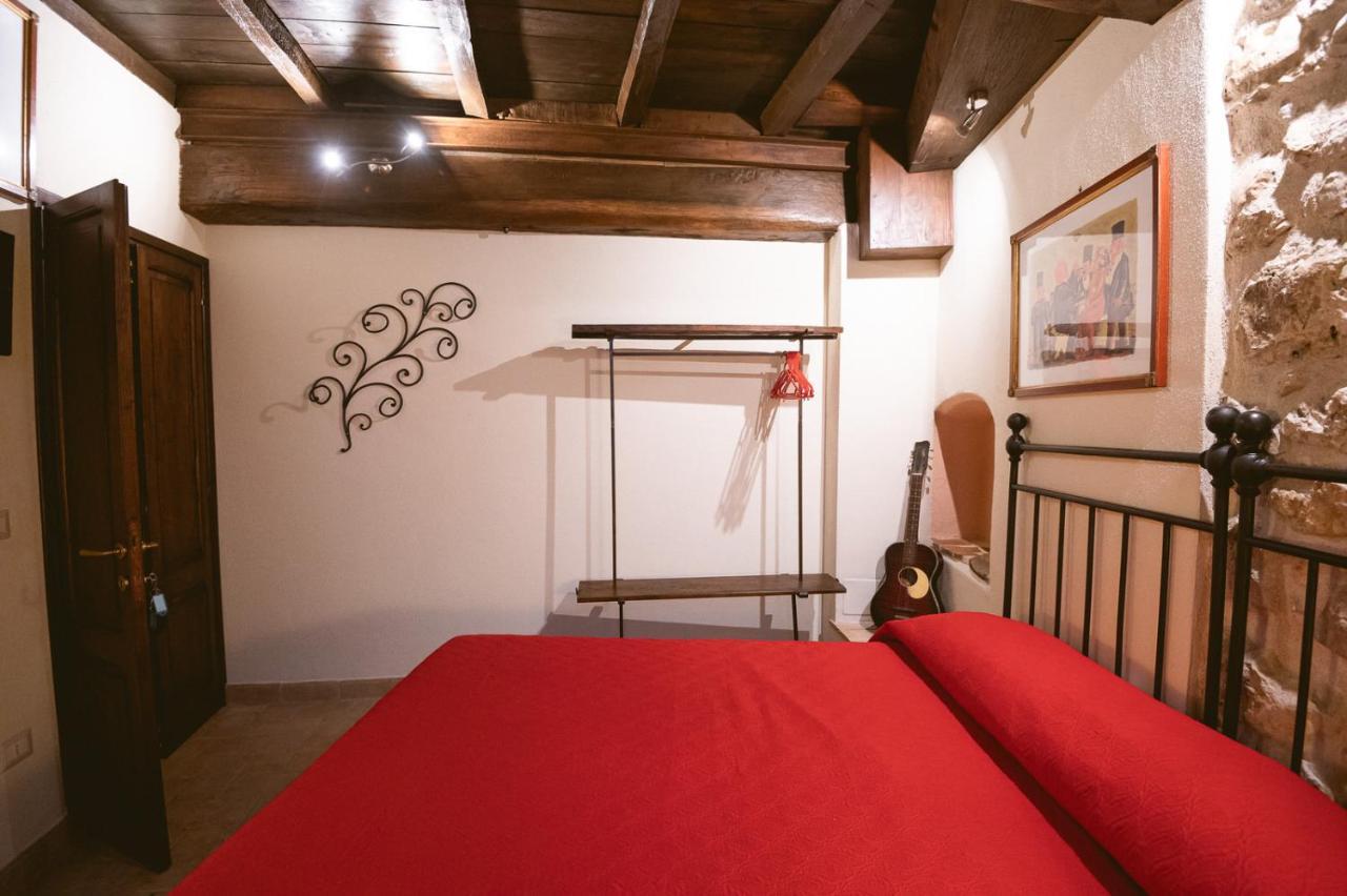 Bed and Breakfast Nena Al Borgo Castello Pico Zewnętrze zdjęcie