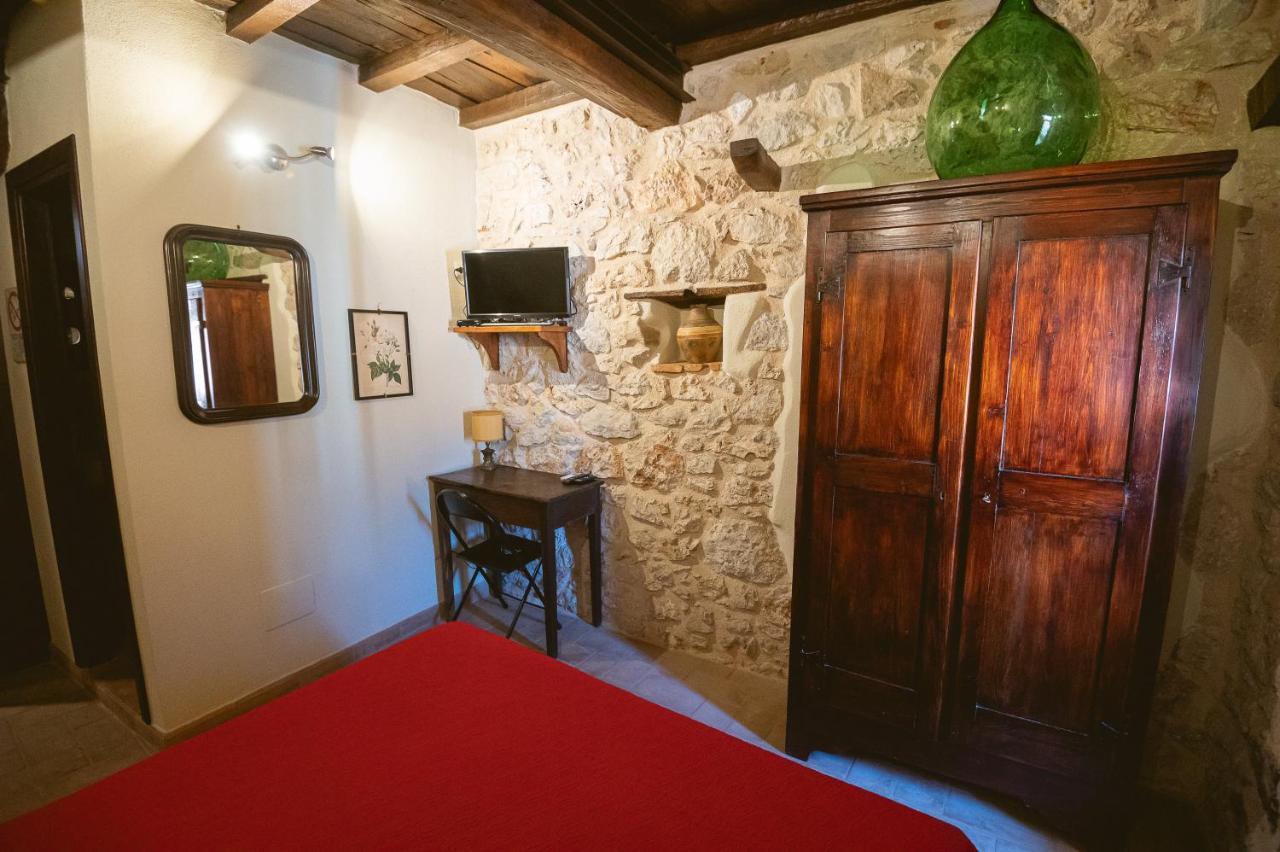 Bed and Breakfast Nena Al Borgo Castello Pico Zewnętrze zdjęcie
