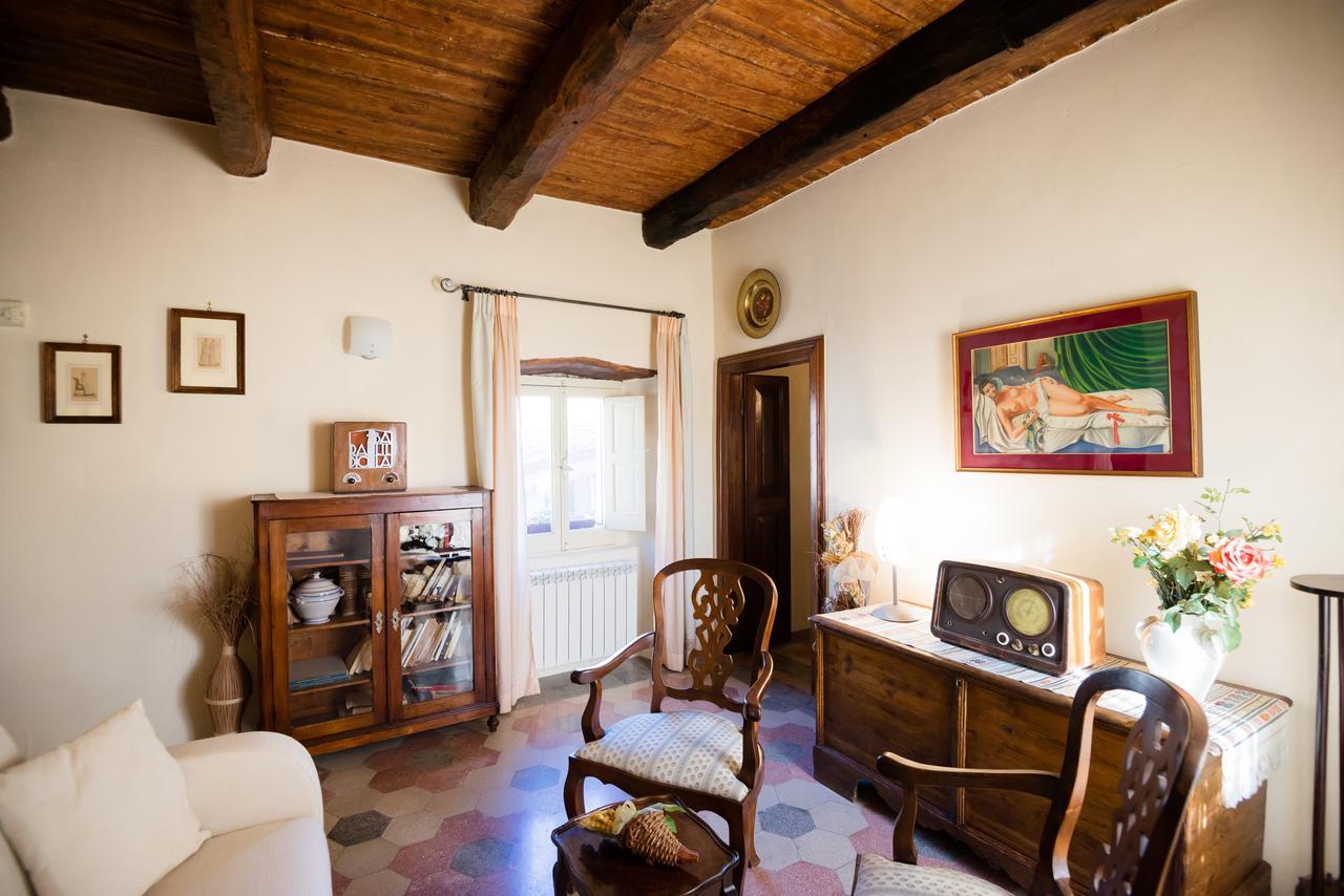 Bed and Breakfast Nena Al Borgo Castello Pico Zewnętrze zdjęcie