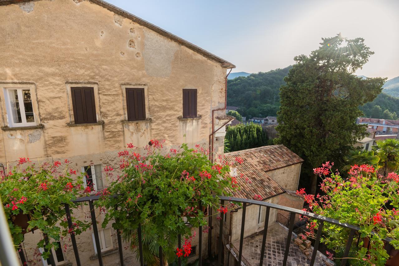 Bed and Breakfast Nena Al Borgo Castello Pico Zewnętrze zdjęcie