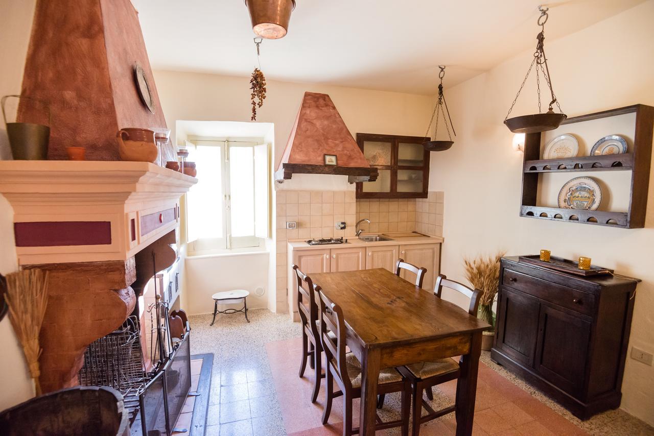 Bed and Breakfast Nena Al Borgo Castello Pico Zewnętrze zdjęcie
